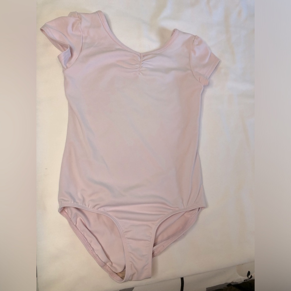 Girls’ Danskin Now dance leotard, pink, size 7/8, EC
